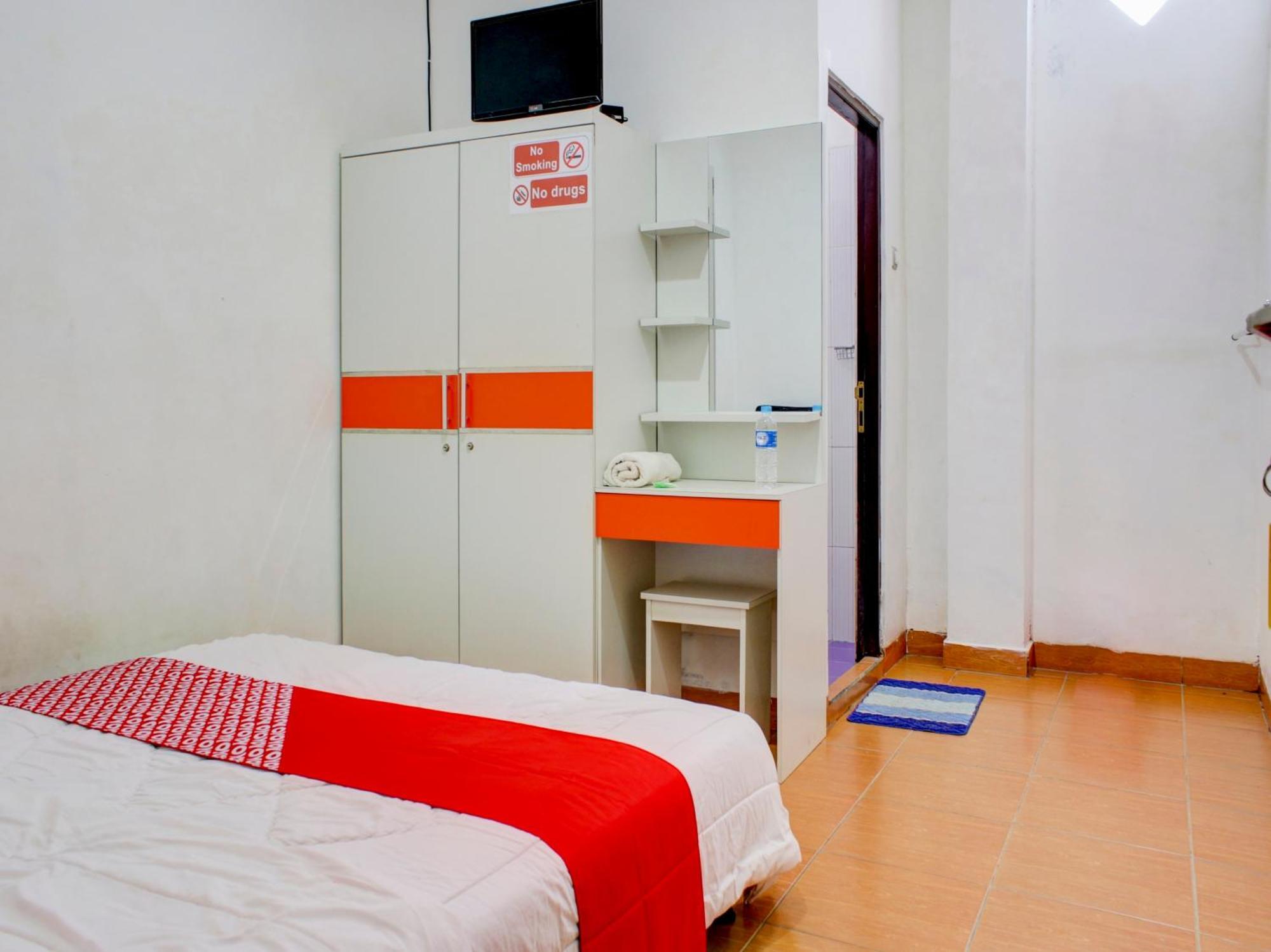 Oyo 3855 Homestay Semata Wayang Syariah Banjarbaru المظهر الخارجي الصورة